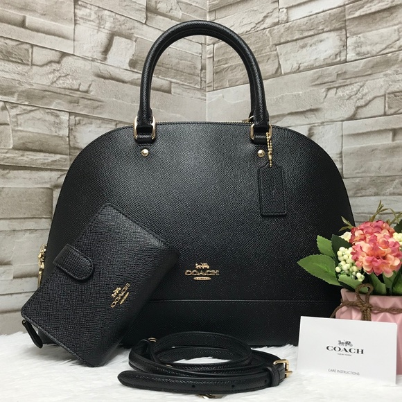 Coach Handbags - 👜COACH SET🌺SIERRA SATCHEL & WALLET